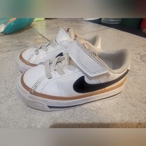 Nike Court Legacy 6c